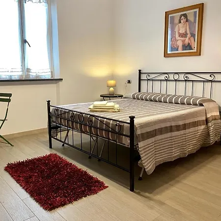 Bed and Breakfast Lunetia 3*