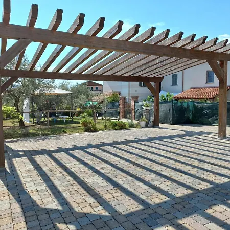 Couette-café Lunetia Castelnuovo Magra