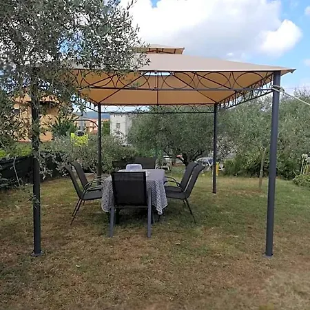 Lunetia Bed & Breakfast 3*