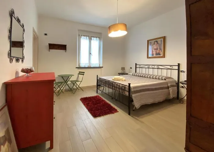 Lunetia Bed & Breakfast 3*