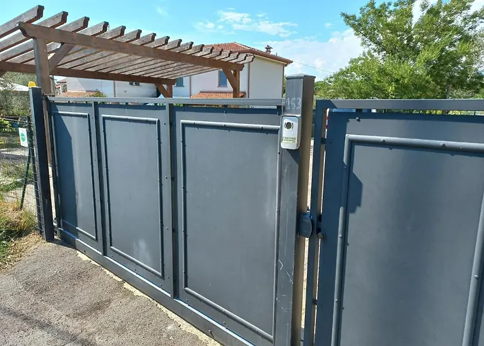 Bed & Breakfast Lunetia 3*